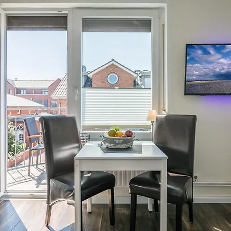 Haus Wellen Und 3 Lägenhet Büsum