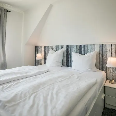 Haus Wellen Und 3 Busum