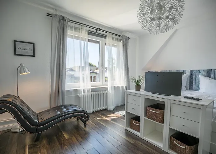 Haus Wellen Und 3 Appartement Büsum