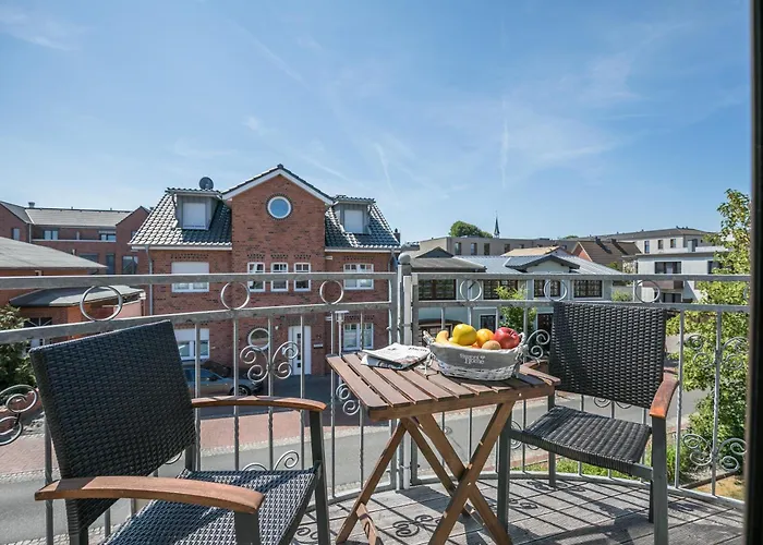 Haus Wellen Und 3